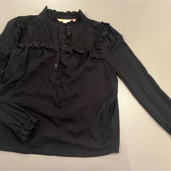 Elegant Black Lace Trim Women's Top - Picture 2 of 4